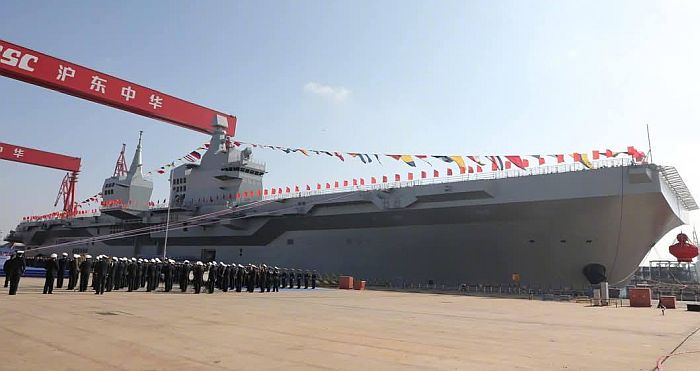 076兩棲攻擊艦圖片集（下水）