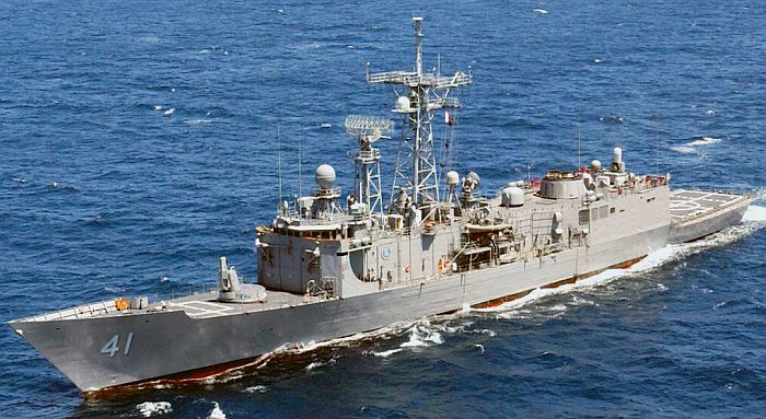由於大陸涉入國際事務，中美關係的台灣因素重要性大減 圖為美國軍售台灣的派里級巡防艦